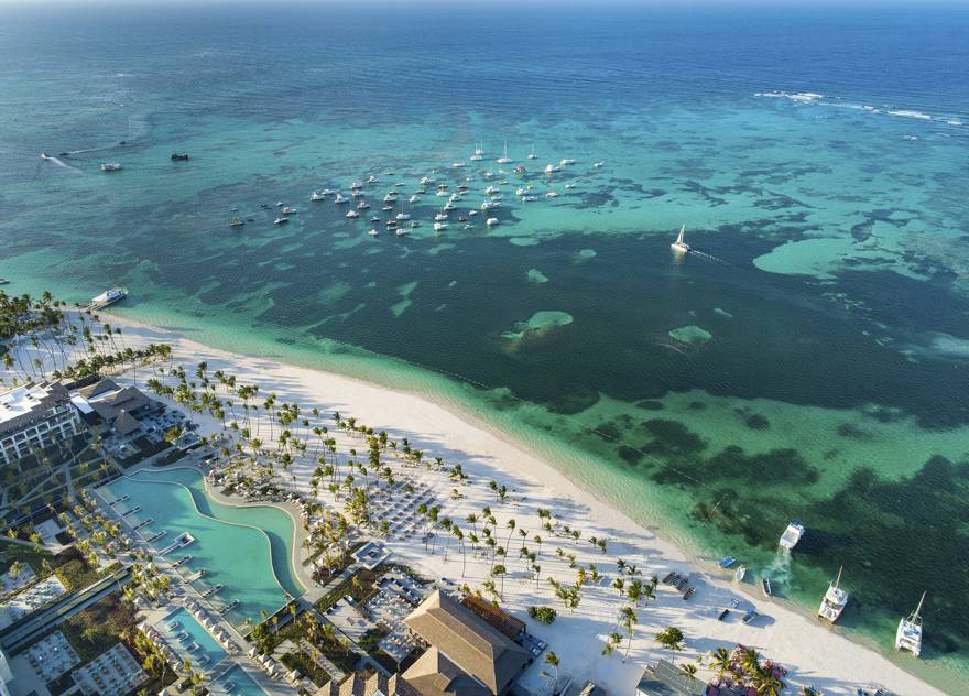 agua transparente en Playa Bávaro, Punta Cana agua transparente en Playa Bávaro, Punta Cana