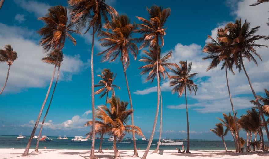 femme dans les Caraïbes