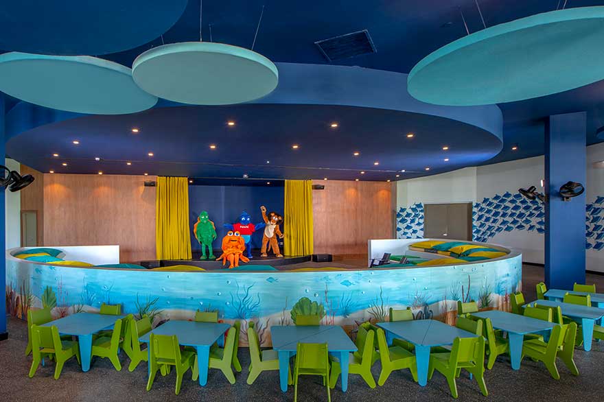 Show at the Panchi Kids Club in The Boulevard