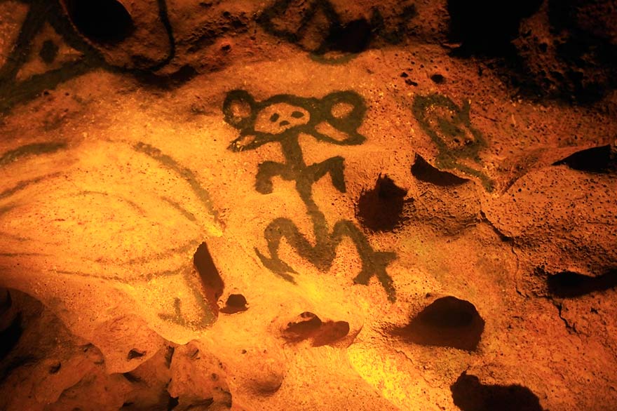 Dibujo-en-una-cueva-en-Punta-Cana