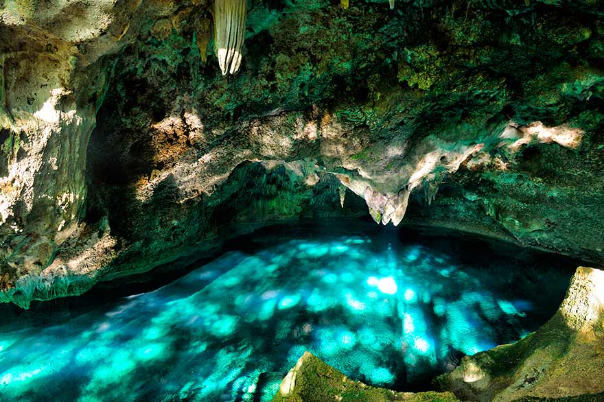  Excursiones desde Playa Bávaro: Parque de los Tres Ojos - República Dominicana