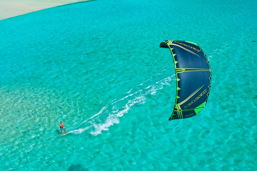 Kitesurfing in Las Terrenas, Dominican Republic